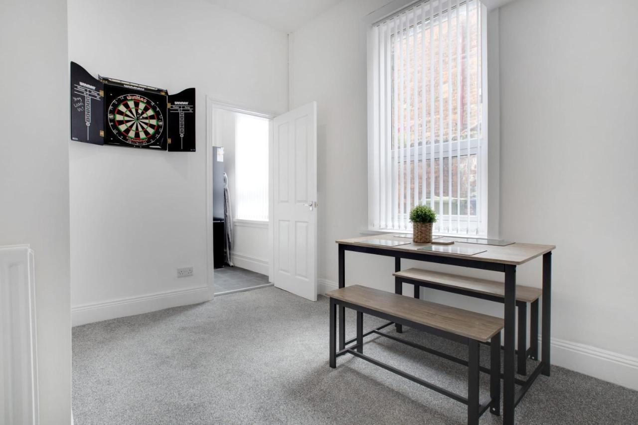 Stunning 4-Bedroom, 2 Bathrooms In Sunderland Sunderland  Exterior foto